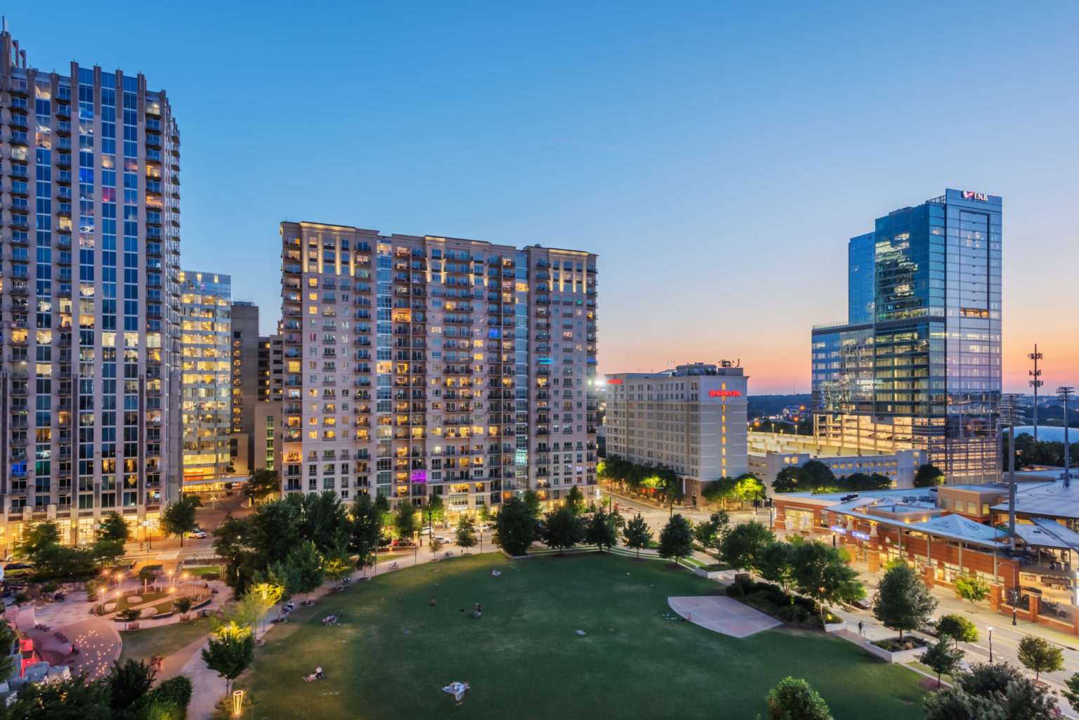 Bell Uptown Charlotte Upscale Apartments in Uptown