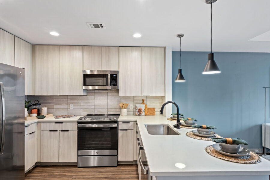 Bell Uptown Charlotte Upscale Apartments in Uptown