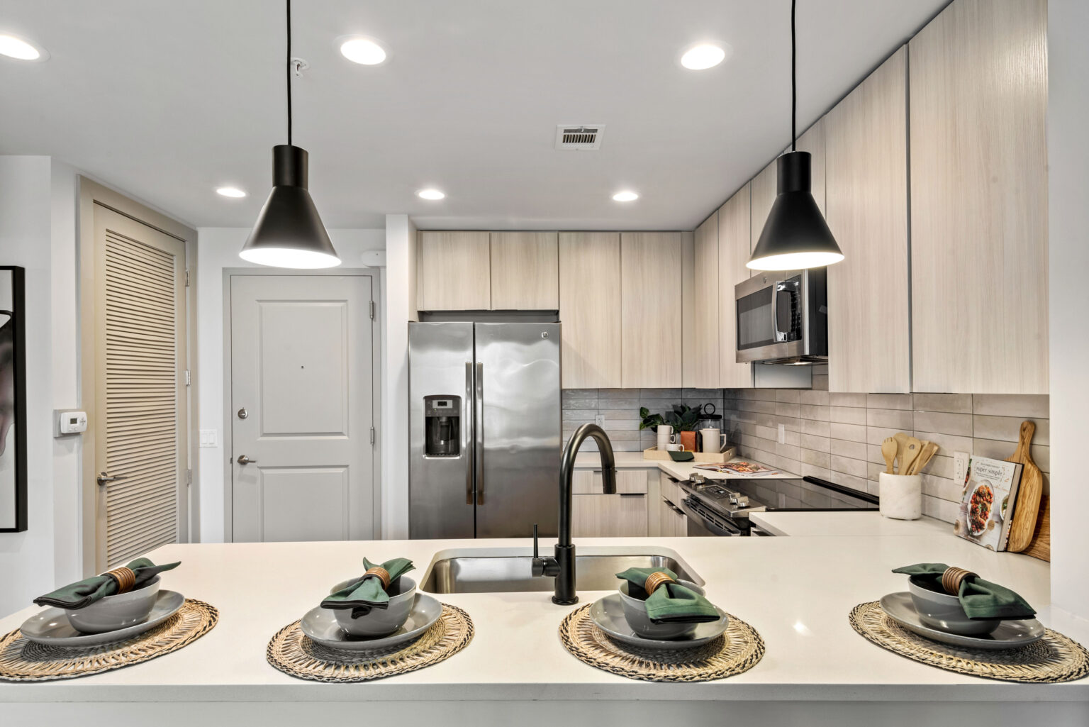 Luxury Apartments Bell Uptown Charlotte Units in City Center